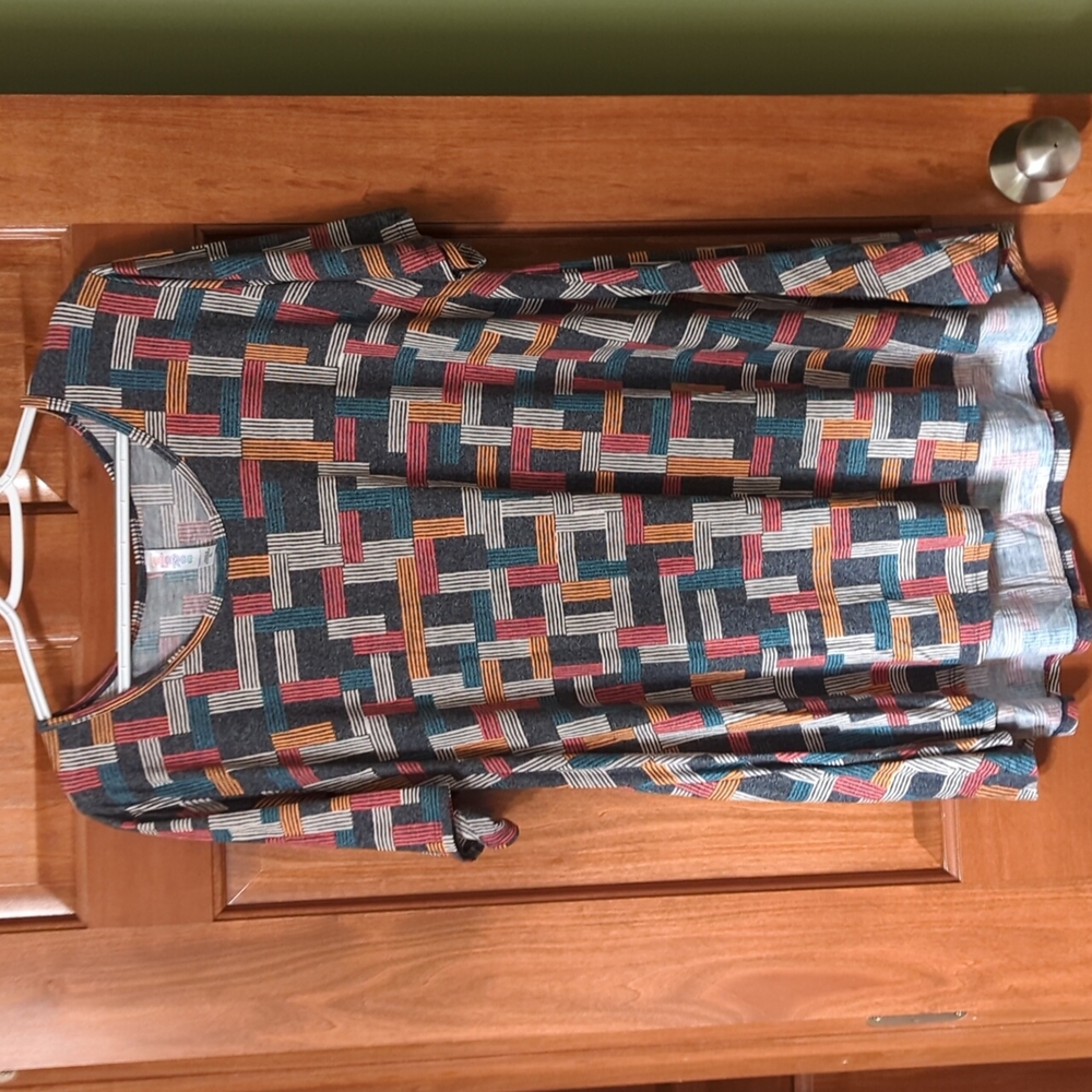 Lularoe Perfect T